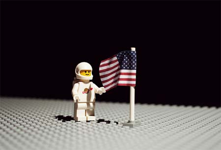 Apolo 11 estilo LEGO