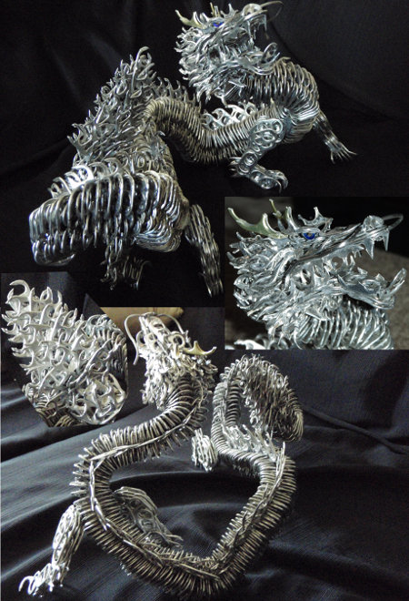 Dragón creado con anillas de latas