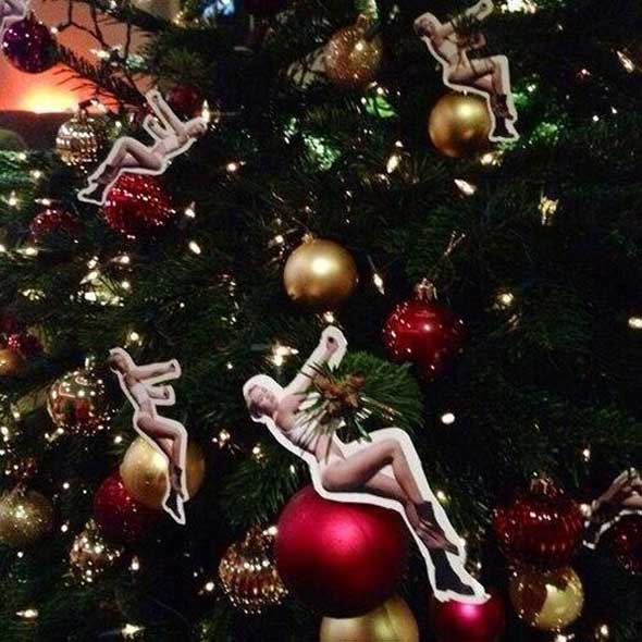 Adorno de Miley Cyrus para tu Árbol de Navidad