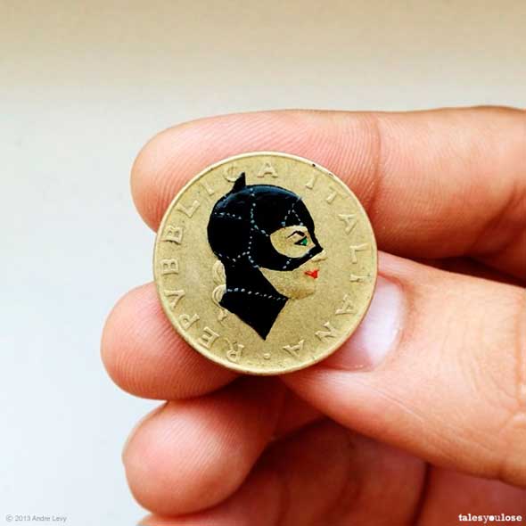 Tales you Lose – Superhéroes y otros personajes famosos pintados sobre monedas