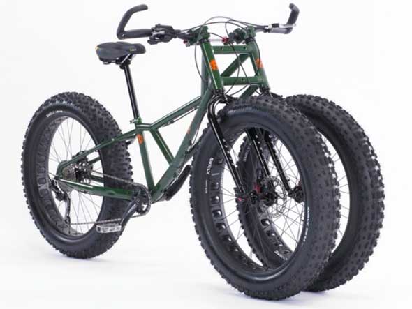 Rungu - Una bicicleta con dos ruedas delanteras